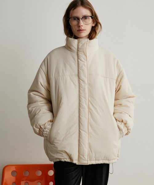 Auntie Rosa Holiday（アンティローザホリデー）の「中綿オーバーサイズコート / ブルゾン（ダウンジャケット/コート・レディース・アイボリー/ブラック/ライトグレー/キャメル・FREE）」の10枚目の写真