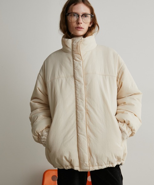 Auntie Rosa Holiday（アンティローザホリデー）の「中綿オーバーサイズコート / ブルゾン（ダウンジャケット/コート・レディース・アイボリー/ブラック/ライトグレー/キャメル・FREE）」の15枚目の写真