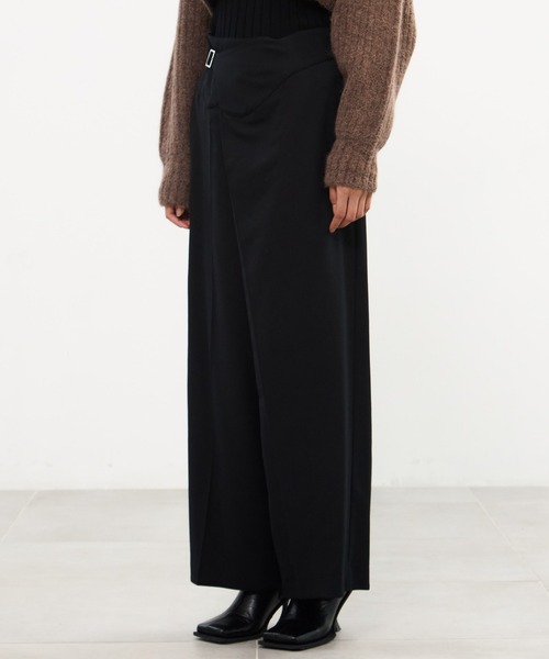 MURRAL(ミューラル)の「【MURRAL/ミューラル】Gurkha asymmetry slacks/グルカアシンメトリースラックス(スラックス・レディース・ブラウン/ブラック・1/2)」の7枚目の写真