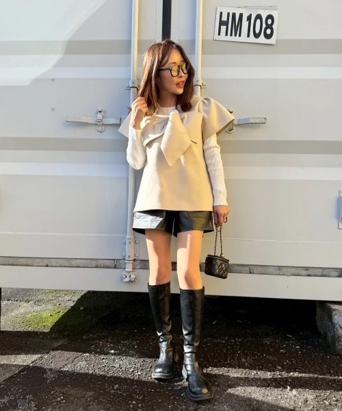 M y u(ミュー)の「BIG RIBBON パフジレTOPS(ベスト・レディース・ブラック/ベージュ・FREE)」の22枚目の写真