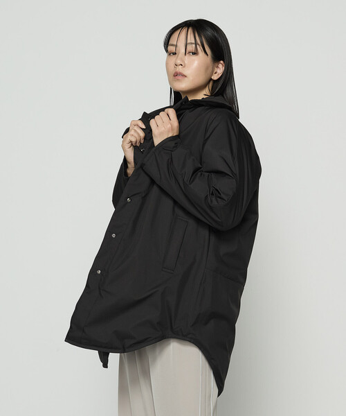 Gabardine K.T(ギャバジンケーティー)の「ステンカラー ダウン コート(ダウンジャケット/コート・レディース・ブラック/ベージュ・9号)」の11枚目の写真