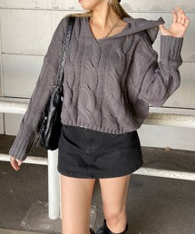 ケーブルフードショート丈ニットトップス