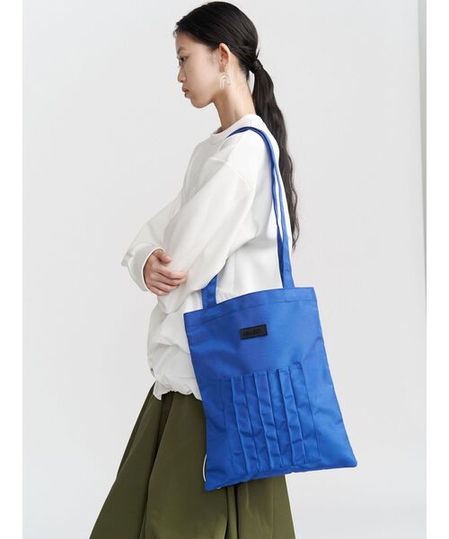 UN3D.（アンスリード）の「NYLON ORIGAMI POCKET TOTE / ナイロンオリガミポケットトート（トートバッグ・レディース・ホワイト/グリーン/ブラック/ブルー・FREE）」の8枚目の写真