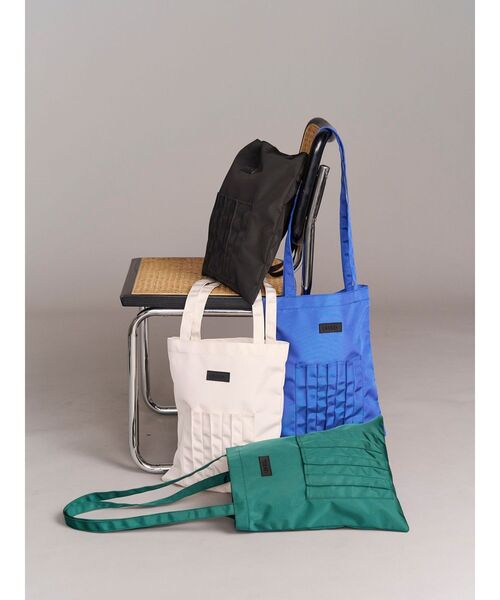 UN3D.（アンスリード）の「NYLON ORIGAMI POCKET TOTE / ナイロンオリガミポケットトート（トートバッグ・レディース・ホワイト/グリーン/ブラック/ブルー・FREE）」の16枚目の写真