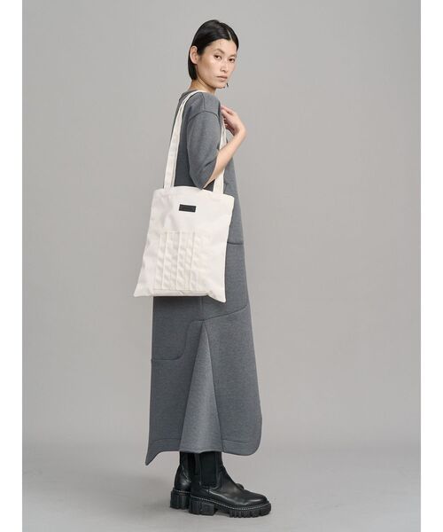 UN3D.（アンスリード）の「NYLON ORIGAMI POCKET TOTE / ナイロンオリガミポケットトート（トートバッグ・レディース・ホワイト/グリーン/ブラック/ブルー・FREE）」の19枚目の写真