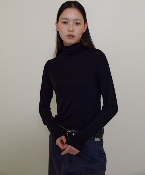 38COMEONCOMMON(38カモンコモン)の「Classic Turtle neck T-shirts (Black)(Tシャツ/カットソー・レディース・その他・FREE)」の1枚目の写真