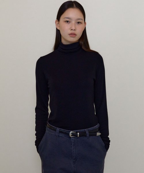 38COMEONCOMMON(38カモンコモン)の「Classic Turtle neck T-shirts (Black)(Tシャツ/カットソー・レディース・その他・FREE)」の2枚目の写真