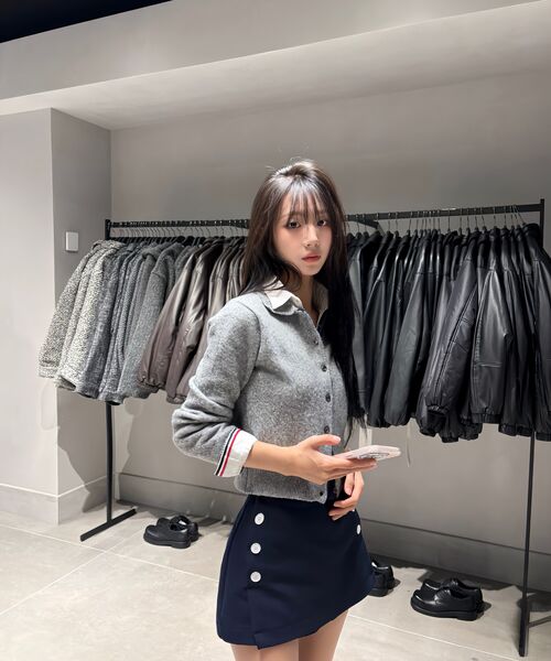 NEUFETBLEU(ヌフエブル)の「NEB metal shine two tone cardigan (gray)(カーディガン/ボレロ・レディース・その他・FREE)」の2枚目の写真