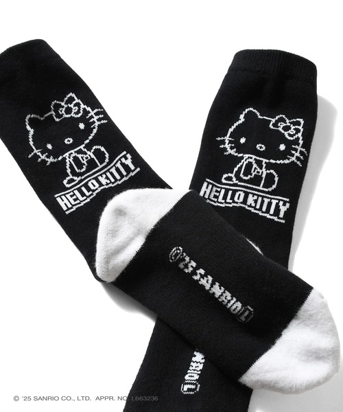 sanrio（サンリオ）の「サンリオキャラクターズ × ホームゲーム [HOMEGAME] - ハローキティー ソックス 靴下 [HELLO KITTY HOMEGAME SOCKS HG251703]（ソックス/靴下・レディース・ブラック・23-25cm）」の3枚目の写真
