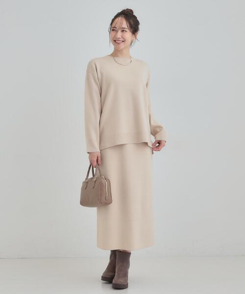 SHOO・LA・RUE（シューラルー）の「【洗濯機可/セットアップ可/毛玉になりにくい】クルーネックニット（ニット/セーター・レディース・ライトパープル/グリーン系/ダークブラウン/ブラック/イエロー系その他/ライトベージュ・01/02/03/04）」の17枚目の写真