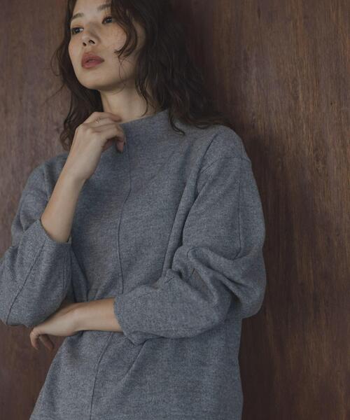 URBAN RESEARCH Sonny Label（アーバンリサーチサニーレーベル）の「ジャージーボトルネックプルオーバー（Tシャツ/カットソー・レディース・グレー/チャコールグレー/アイボリー・FREE）」の14枚目の写真