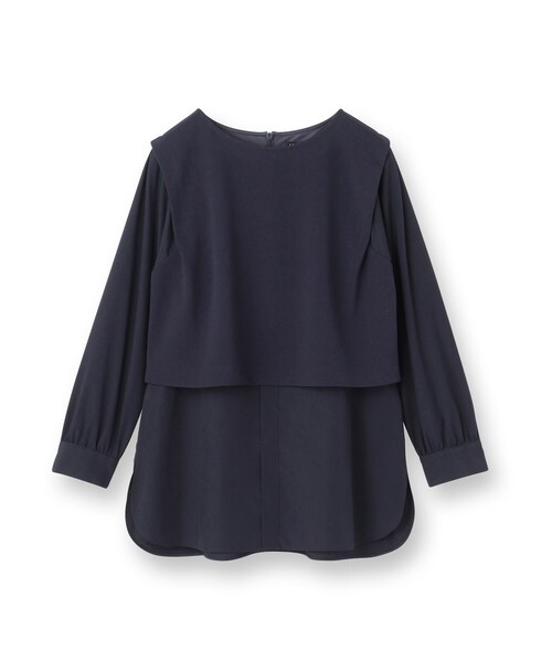 INDIVI(インディヴィ)の「【洗える/UVケア】レイヤード風デザイントップス(Tシャツ/カットソー・レディース・ベージュ/ブラック/ネイビー系5・38/15 /13/05/40/19/36)」の4枚目の写真
