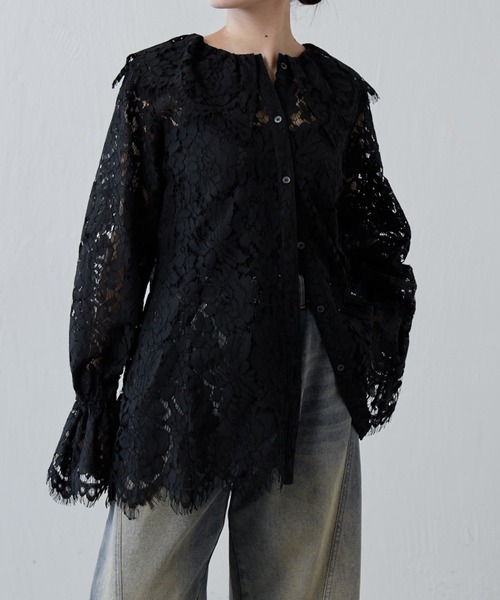 Lui's（ルイス）の「スカラップレースバックオープンシャツ（シャツ/ブラウス・レディース・ブラック/レッド・FREE）」の3枚目の写真