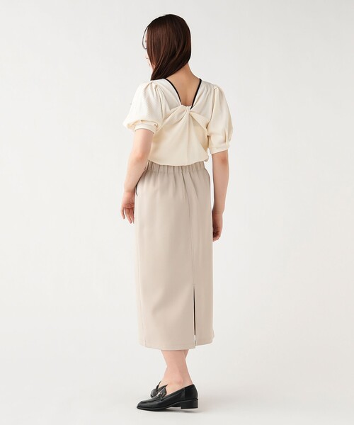 BEAMS HEART(ビームスハート)の「配色 ネジリ プルオーバー(Tシャツ/カットソー・レディース・オフホワイト/ブラック・FREE)」の4枚目の写真