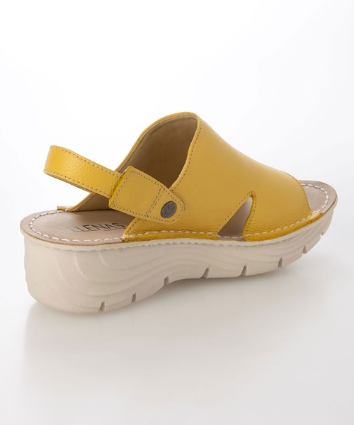 enchanted(エンチャンテッド)の「本革2WAYミュールスリングバックサンダル(サンダル・レディース・レッド/グレイッシュベージュ/ブラック/イエロー/ネイビー/ベージュ/ホワイト/シルバー・3L/L/M/S/LL)」の22枚目の写真