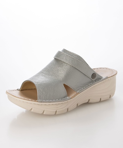 enchanted(エンチャンテッド)の「本革2WAYミュールスリングバックサンダル(サンダル・レディース・レッド/グレイッシュベージュ/ブラック/イエロー/ネイビー/ベージュ/ホワイト/シルバー・3L/L/M/S/LL)」の14枚目の写真