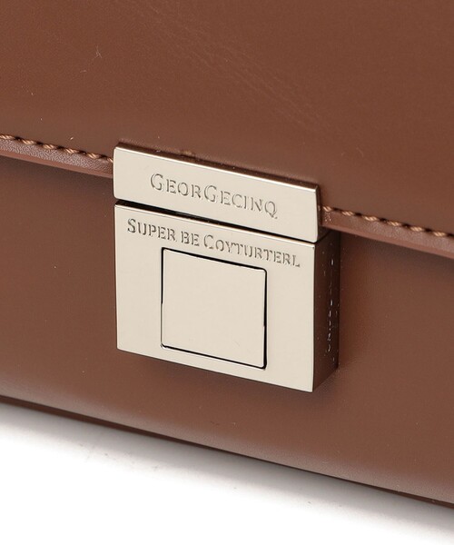SHIPS(シップス)の「【WEB限定】George Cinq:CYLINDER BAG(ショルダーバッグ・レディース・キャメル/ブラック・ONE SIZE)」の21枚目の写真