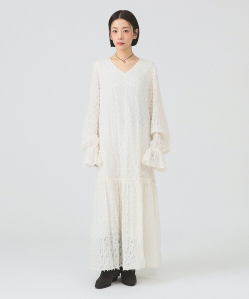 Ray BEAMS(レイビームス)の「フリンジ ジャカード クリンクル ワンピース(ワンピース・レディース・ブラック/ホワイト系その他6・ONE SIZE)」の2枚目の写真