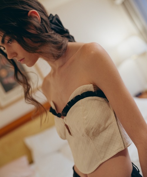 Carmelo(カーメロ)の「Lune Jacquard Corset Bustier / ムーンコルセットベスト(その他トップス・レディース・ブラック/アイボリー・FREE)」の20枚目の写真