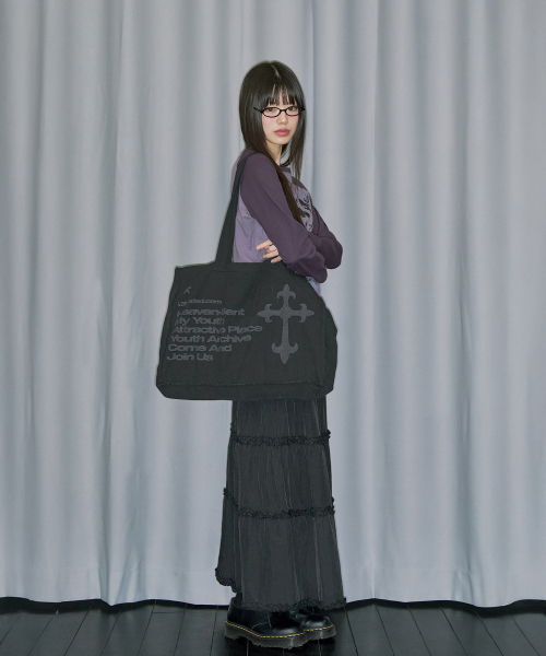 ODD STUDIO（オッドスタジオ）の「ヘブンセントヴィンテージウォッシングショルダーバッグ - ブラック（エコバッグ/サブバッグ・レディース・ブラック・ONE）」の3枚目の写真