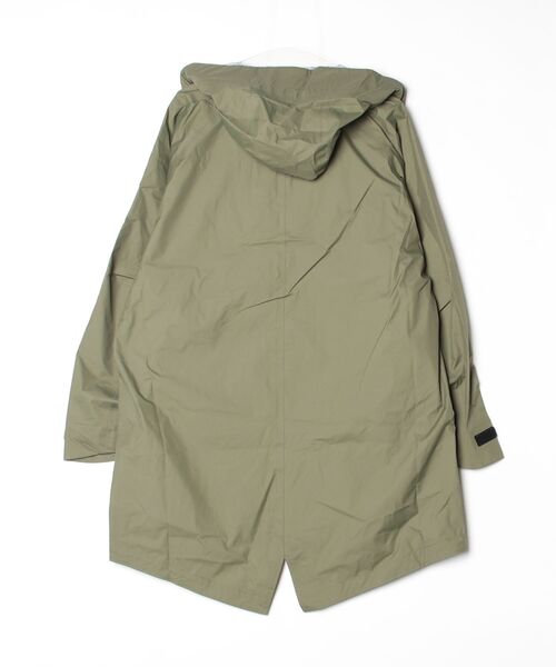 Mammut（マムート）の「アーバン エクスプローリング ハードシェル コート AF / Urban Exploring HS Coat AF（ナイロンジャケット・メンズ・ブラック/カーキ・M/L/XL）」の3枚目の写真