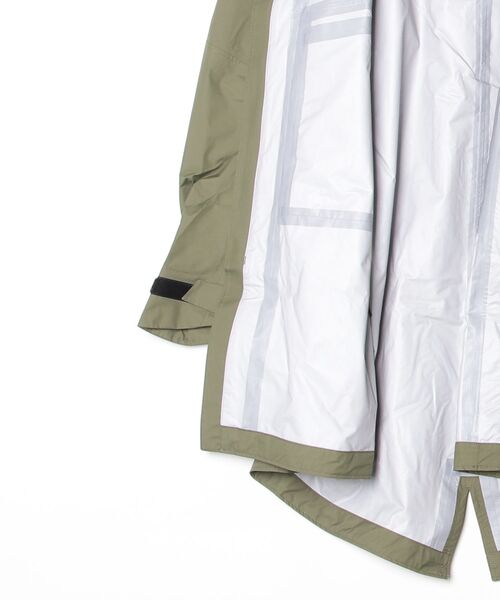 Mammut（マムート）の「アーバン エクスプローリング ハードシェル コート AF / Urban Exploring HS Coat AF（ナイロンジャケット・メンズ・ブラック/カーキ・M/L/XL）」の4枚目の写真
