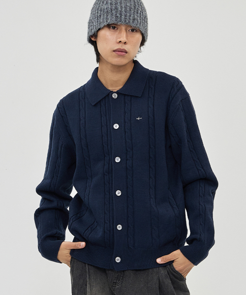 THE-ABON(エイボン)の「エトケーブルカーディガンネイビー(カーディガン/ボレロ・メンズ・ネイビー・L/XL)」の1枚目の写真