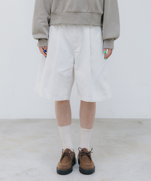 BAKKEN(バッケン)の「コットンワンタックワイドハーフパンツ BK8914_アイボリー(その他パンツ・メンズ・アイボリー・FREE)」の1枚目の写真