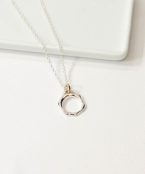 Gready Brilliant(グレディブリリアン)の「リングロングネックレス(ネックレス・レディース・シルバー・FREE)」の1枚目の写真