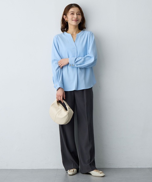 anyfee(エニフィー)の「【anyfee/大きいサイズ】とろみスキッパーブラウスチュニック (2026SS)(シャツ/ブラウス・レディース・サックスブルー/オフホワイト/ネイビー・LL/3L/4L/5L)」の20枚目の写真
