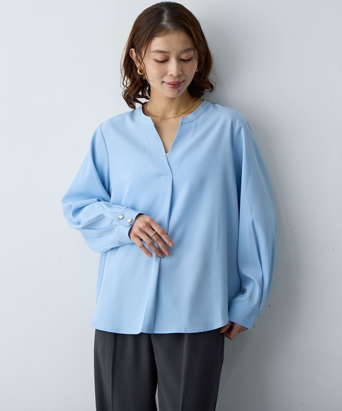 anyfee(エニフィー)の「【anyfee/大きいサイズ】とろみスキッパーブラウスチュニック (2026SS)(シャツ/ブラウス・レディース・サックスブルー/オフホワイト/ネイビー・LL/3L/4L/5L)」の12枚目の写真