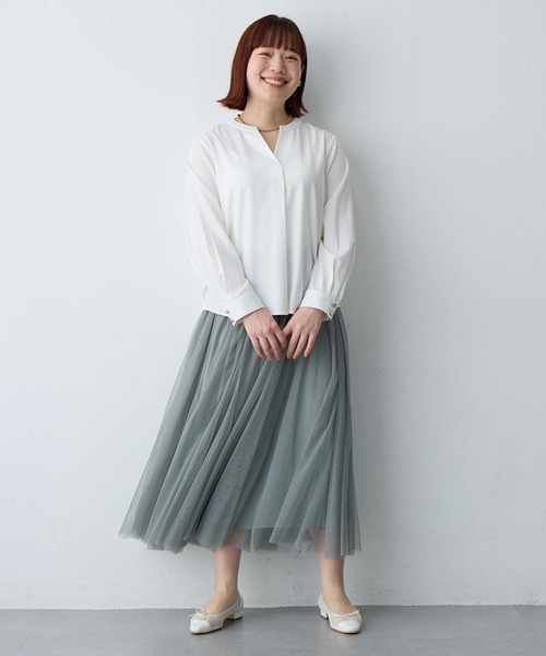 anyfee(エニフィー)の「【anyfee/大きいサイズ】とろみスキッパーブラウスチュニック (2026SS)(シャツ/ブラウス・レディース・サックスブルー/オフホワイト/ネイビー・LL/3L/4L/5L)」の5枚目の写真