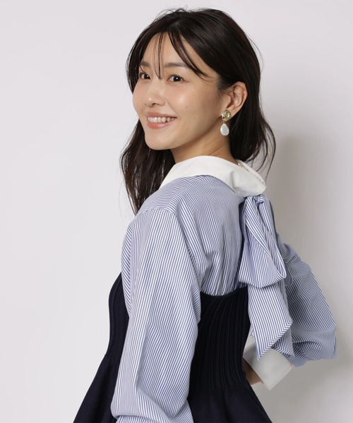 JUSGLITTY(ジャスグリッティー)の「シャツレイヤードライクニット(ニット/セーター・レディース・ストライプ・2)」の2枚目の写真