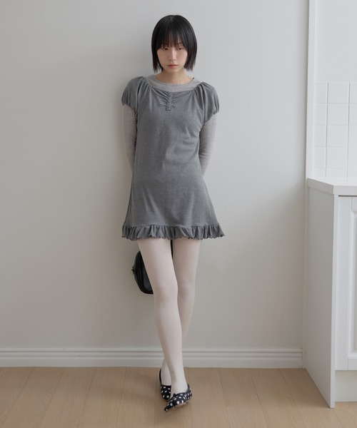 UNE MANSION(ユヌマンション)の「【2026SS新作アイテム】【UNE ORIGINAL】フロントシャーリングパフスリーブフリルミニワンピース(Tシャツ/カットソー・レディース・グレー/ベージュ/ブラック・FREE)」の14枚目の写真