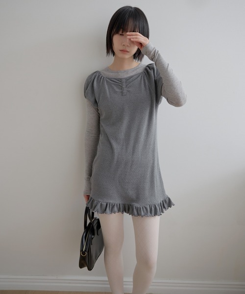 UNE MANSION(ユヌマンション)の「【2026SS新作アイテム】【UNE ORIGINAL】フロントシャーリングパフスリーブフリルミニワンピース(Tシャツ/カットソー・レディース・グレー/ベージュ/ブラック・FREE)」の15枚目の写真