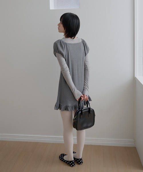 UNE MANSION(ユヌマンション)の「【2026SS新作アイテム】【UNE ORIGINAL】フロントシャーリングパフスリーブフリルミニワンピース(Tシャツ/カットソー・レディース・グレー/ベージュ/ブラック・FREE)」の17枚目の写真