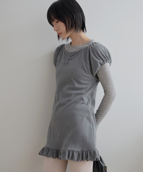 UNE MANSION(ユヌマンション)の「【2026SS新作アイテム】【UNE ORIGINAL】フロントシャーリングパフスリーブフリルミニワンピース(Tシャツ/カットソー・レディース・グレー/ベージュ/ブラック・FREE)」の18枚目の写真