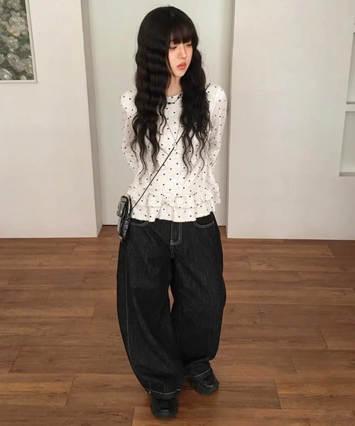 HALEY PESCA(ヘーリーペスカ)の「HALEY PESCA/ドット柄 フリルカットソー(Tシャツ/カットソー・レディース・ライトグレー・X-LARGE/LARGE/MEDIUM/SMALL)」の2枚目の写真