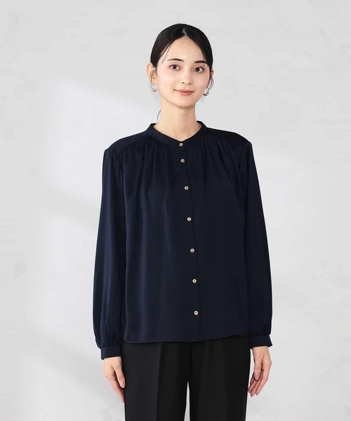 a.v.v(アーヴェヴェ)の「【洗える】サテンギャザーブラウス(シャツ/ブラウス・レディース・ピンク/ホワイト/ネイビー・34/36/38/40/42)」の11枚目の写真