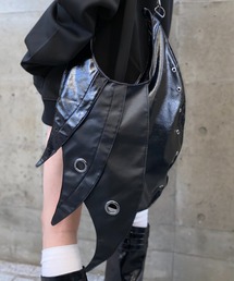 lilful（リルフル）の「【26年春夏新作】フェイクレザーアイレットデザインショルダーバッグ（ショルダーバッグ）」