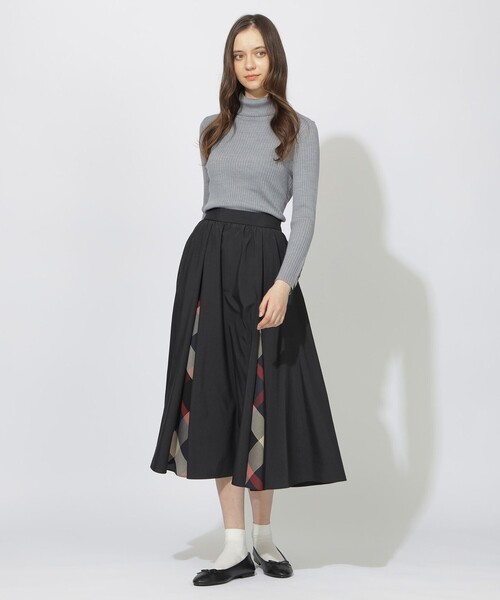 CB CRESTBRIDGE（シービークレストブリッジ）の「パーシャルチェックタイプライタースカート（スカート・レディース・ベージュ系その他/ブラック・S/M）」の3枚目の写真