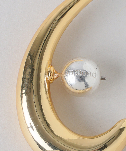 in mood(インムード)の「in mood/インムード CRESCENT pierce(ピアス(両耳用)・レディース・シルバー/ゴールド・FREE)」の10枚目の写真