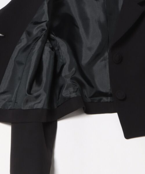STRAWBERRY-FIELDS(ストロベリーフィールズ)の「フリーラインクロスⅡ_ショート丈ジャケット(テーラードジャケット・レディース・ブラック・2)」の3枚目の写真