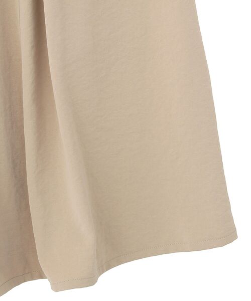 Green Parks(グリーンパークス)の「プリーツサテンフレアスカート(スカート・レディース・アイボリー/チャコールグレー/ライトベージュ・FREE)」の19枚目の写真