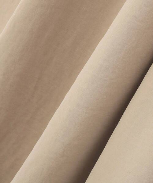 Green Parks(グリーンパークス)の「プリーツサテンフレアスカート(スカート・レディース・アイボリー/チャコールグレー/ライトベージュ・FREE)」の21枚目の写真