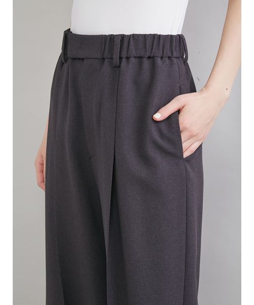 Mila Owen（ミラオーウェン）の「センタープレスイージーパンツ（その他パンツ・レディース・アイボリー/チャコールグレー/モカ/ピンク・00/1/0）」の11枚目の写真