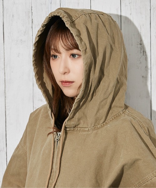 GORGE（ゴージ）の「《ツイル素材×ビッグフード》フード付きZIPジャケット／秋冬春／全3色（その他アウター・レディース・ピンク/キャメル/チャコール・F）」の9枚目の写真