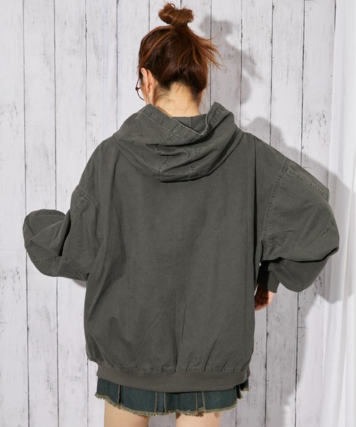 GORGE（ゴージ）の「《ツイル素材×ビッグフード》フード付きZIPジャケット／秋冬春／全3色（その他アウター・レディース・ピンク/キャメル/チャコール・F）」の13枚目の写真