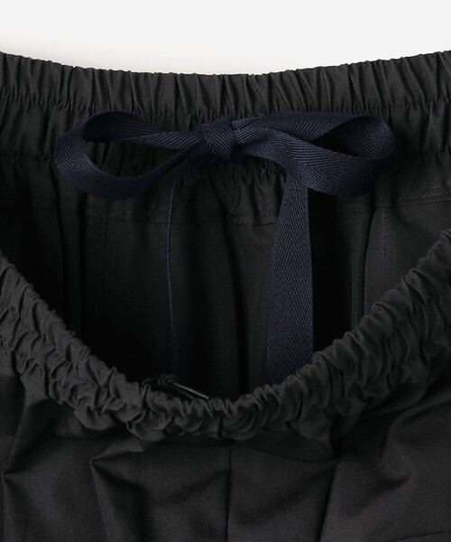 nicholson&nicholson（ニコルソンアンドニコルソン）の「nicholson & nicholson | 〈別注〉ワイドドローコードパンツ WOMEN（その他パンツ・レディース・オリーブ/ネイビー・38）」の7枚目の写真