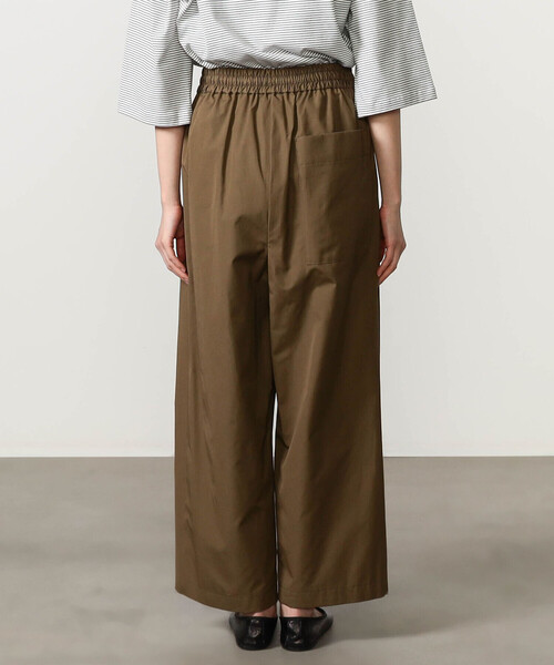nicholson&nicholson（ニコルソンアンドニコルソン）の「nicholson & nicholson | 〈別注〉ワイドドローコードパンツ WOMEN（その他パンツ・レディース・オリーブ/ネイビー・38）」の16枚目の写真
